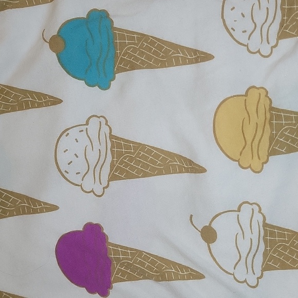 cute ice cream crop top - Picture 1 of 3